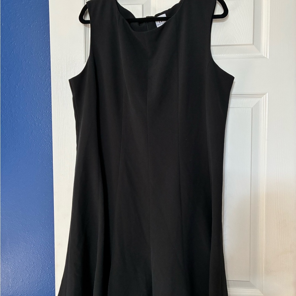 Harve Benard Classic Black Mini Dress